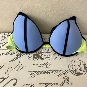 Victoria’s Secret swim